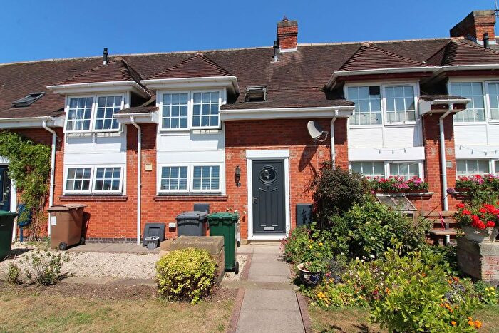 2 Bedroom Town House To Rent In Hassall Road, Hatton, Derby, DE65