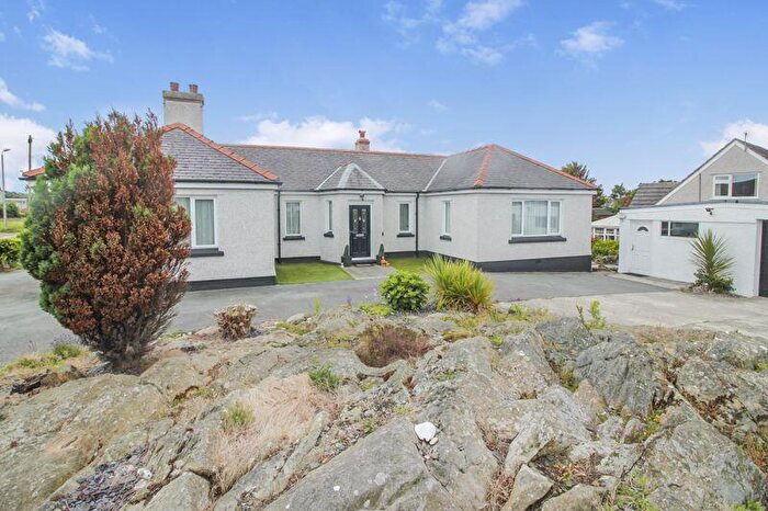 3 Bedroom Detached Bungalow For Sale In Pen Y Cefn, Amlwch, LL68