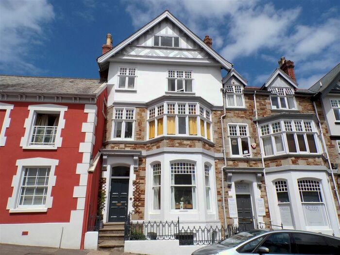 1 Bedroom Flat To Rent In Queen Annes, High Street, Bideford, EX39