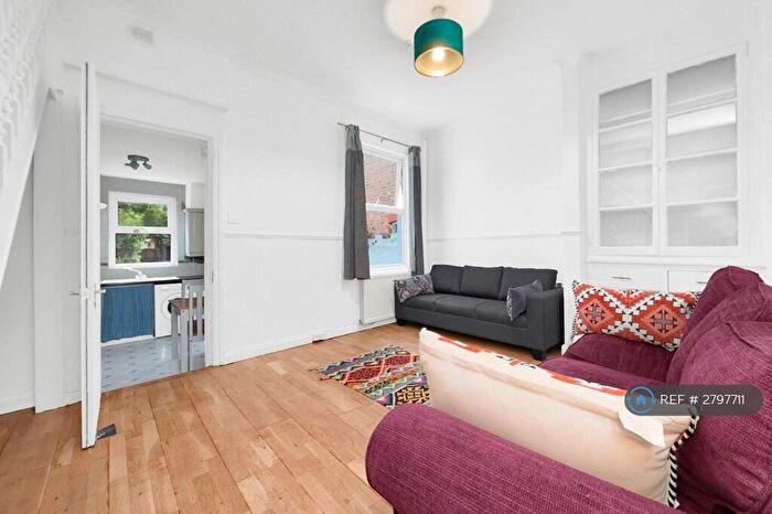 3 Bedroom Terraced House To Rent In Morrison Avenue, London, N17