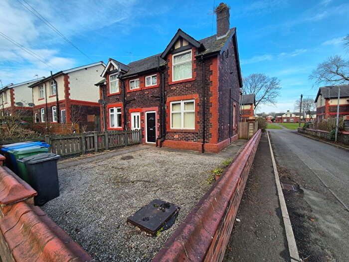 2 Bedroom Semi-Detached House To Rent In Connaught Street, Bury, BL8