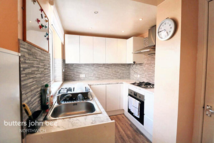 2 Bedroom Terraced House For Sale In Oak Street, Northwich, CW9