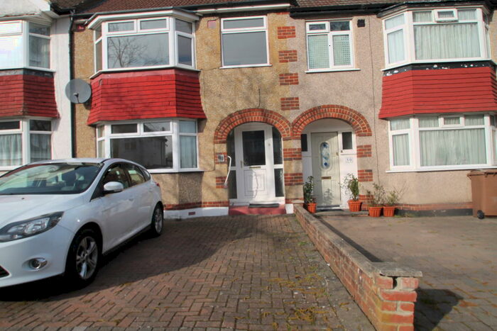 4 Bedroom Terraced House To Rent In Connaught Road, SM1