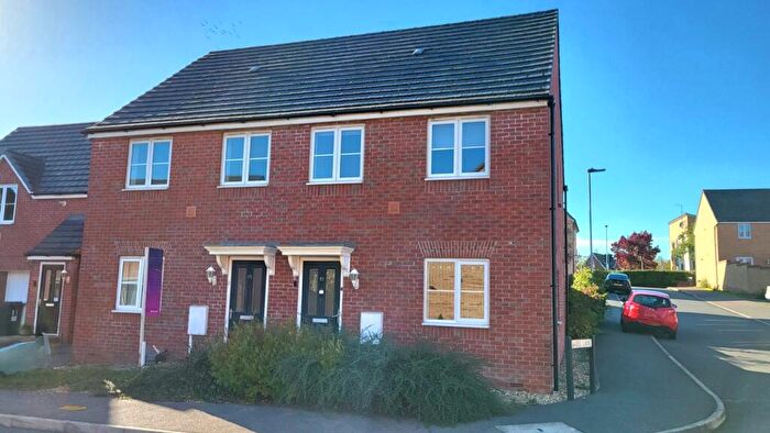 3 Bedroom End Of Terrace House For Sale In Tilman Drive, Hempsted, Peterborough, PE7