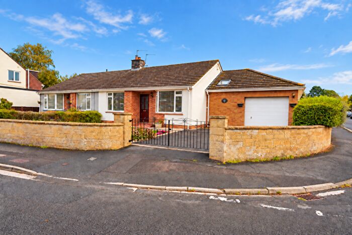 2 Bedroom Semi-Detached Bungalow For Sale In Hillcrest Road - An Always Sought After Established Location Ideally Placed For Amenities, BS48