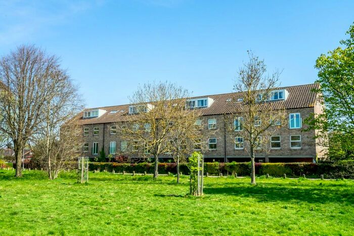 2 Bedroom Flat For Sale In Monkstray House, Stockton Lane, York, YO31