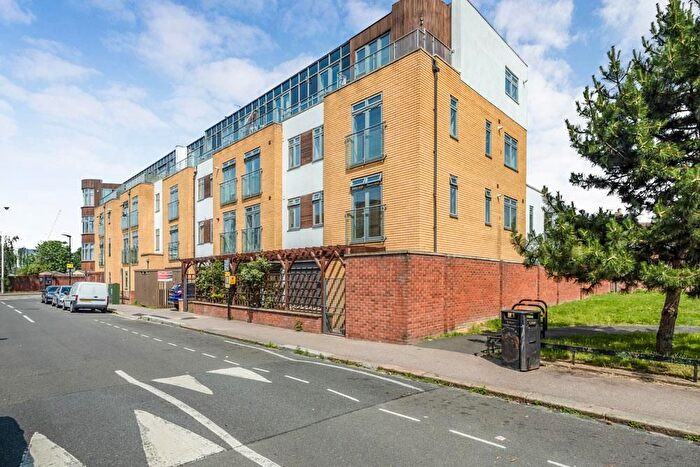 1 Bedroom Flat To Rent In Chandos Road, Stratford, E15