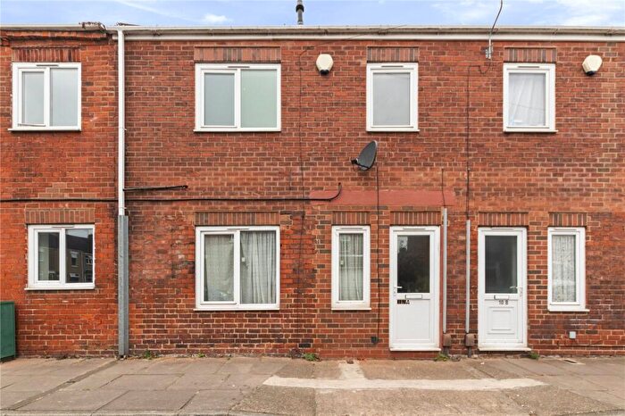 2 Bedroom House To Rent In Farebrother Street, Grimsby, DN32