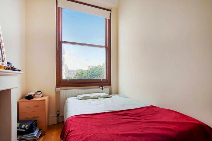 2 Bedroom Flat To Rent In Queens Gate Gardens, South Kensington, London, SW7