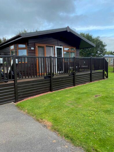 3 Bedroom Lodge For Sale In Redwood, Kirby Misperton, YO17