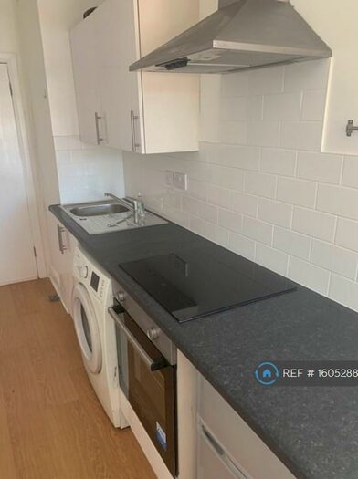 Studio To Rent In Watford Road, Watford, HA1