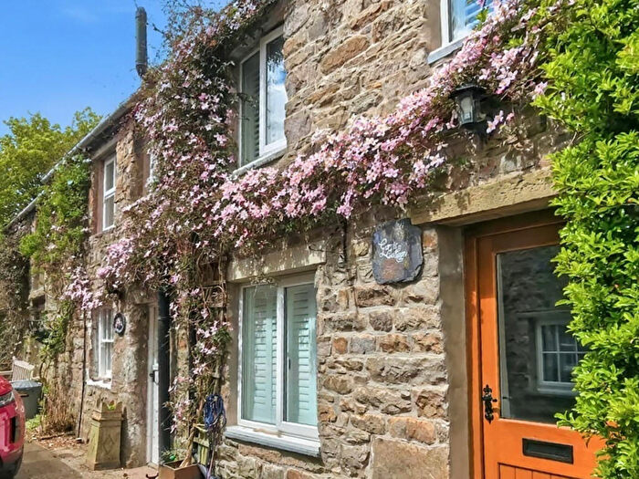 2 Bedroom Character Property For Sale In Garris Cottage, Gayle, DL8