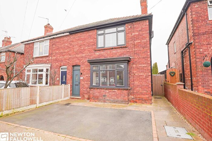 3 Bedroom Semi Detached House For Sale In Trent Street, Retford, DN22