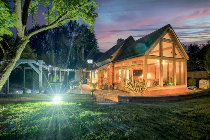 4 Bedroom Detached House For Sale In Birmingham Road, Kenilworth, Solihull, CV8