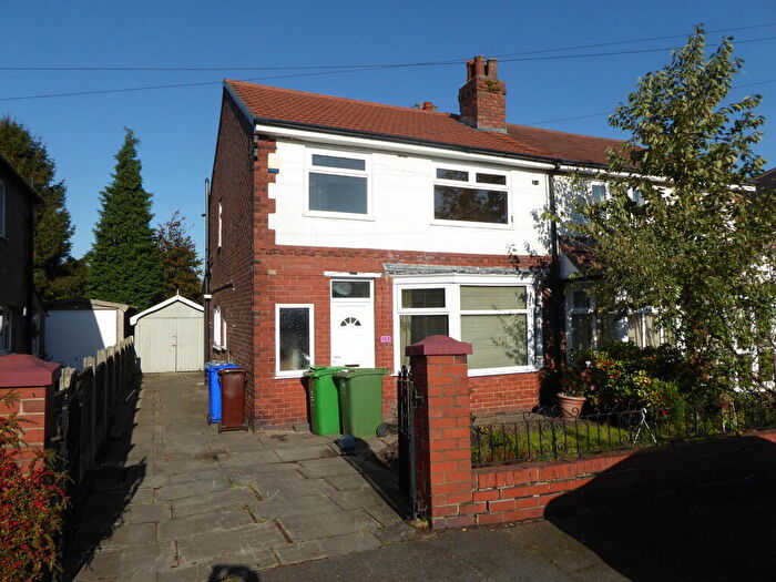 3 Bedroom Semi-Detached House To Rent In Kings Road, Chorlton, M21