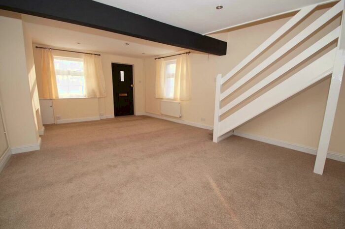 2 Bedroom Cottage To Rent In Boxmoor High Street, HP1