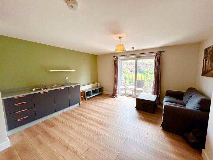 2 Bedroom Flat To Rent In Woden Street, Salford, M5