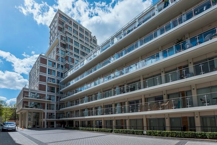 2 Bedroom Flat To Rent In Henry Macaulay Avenue, Kingston Upon Thames, KT2