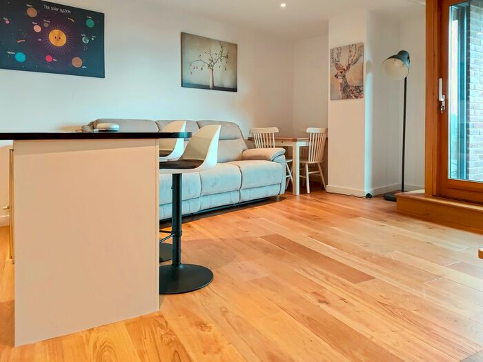 1 Bedroom Flat To Rent In Candle House, 1 Wharf Approach LS1