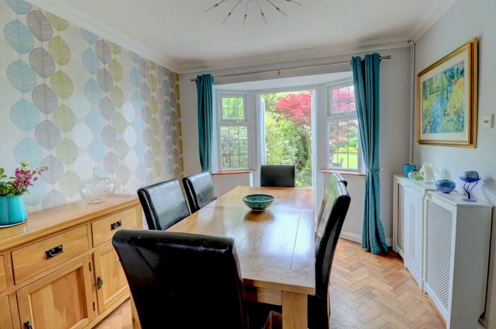5 Bedroom Semi-Detached House For Sale In Ashley Drive, Penn, High Wycombe, HP10