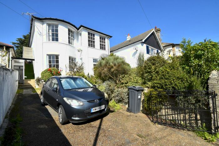 2 Bedroom Maisonette To Rent In Belvedere Street, Ryde, PO33