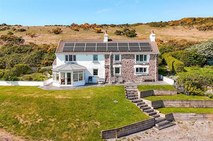 3 Bedroom Detached House For Sale In Llanmadoc, Swansea, SA3