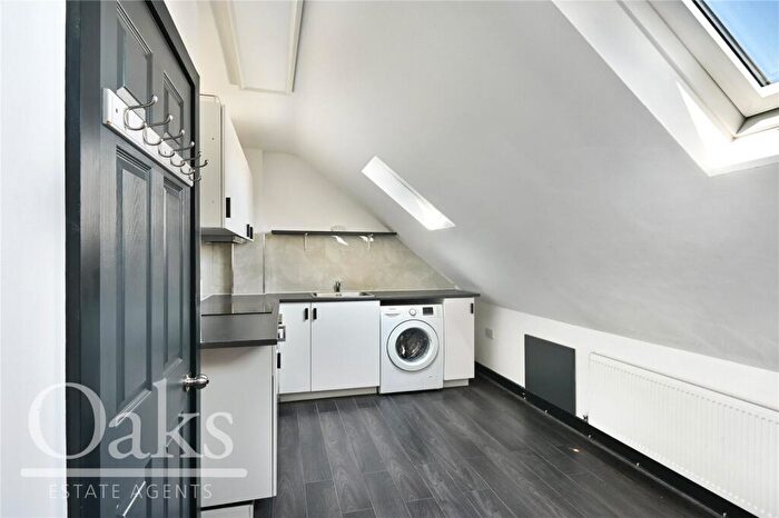 2 Bedroom Apartment To Rent In Lower Addiscombe Road, Addiscombe, CR0