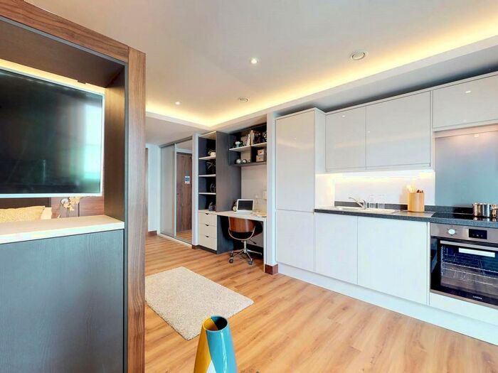 Studio To Rent In Cookridge Street, Leeds, West Yorkshire, LS2