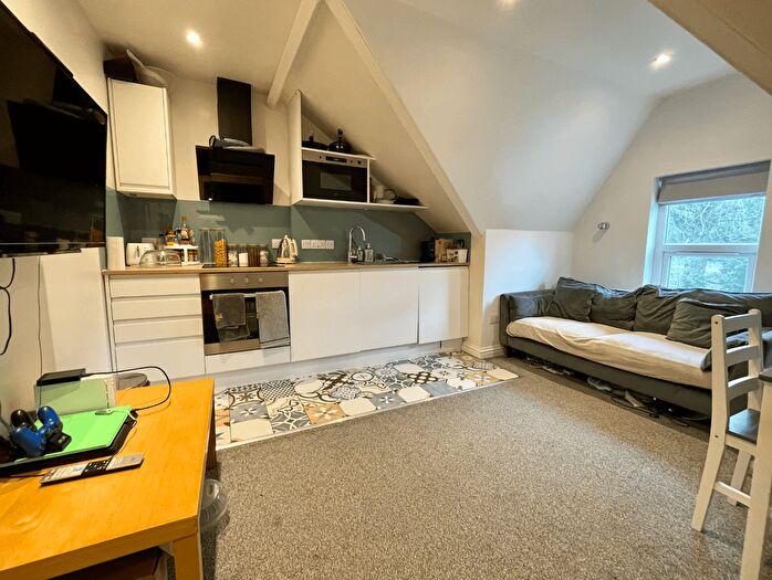 1 Bedroom Flat To Rent In Flat, Monks Road, LN2