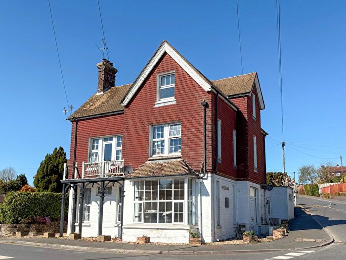 1 Bedroom Flat To Rent In Rose Court, Crowborough, TN6