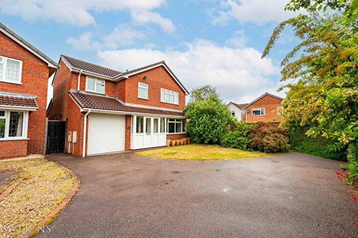4 Bedroom Detached House To Rent In Avill, Hockley, Tamworth, Staffordshire, B77