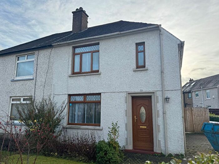 3 Bedroom Semi Detached House To Rent In Waverley Crescent, Grangemouth, FK3