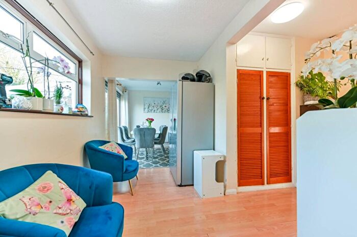 4 Bedroom Semi-Detached House To Rent In South Park Grove, New Malden, KT3