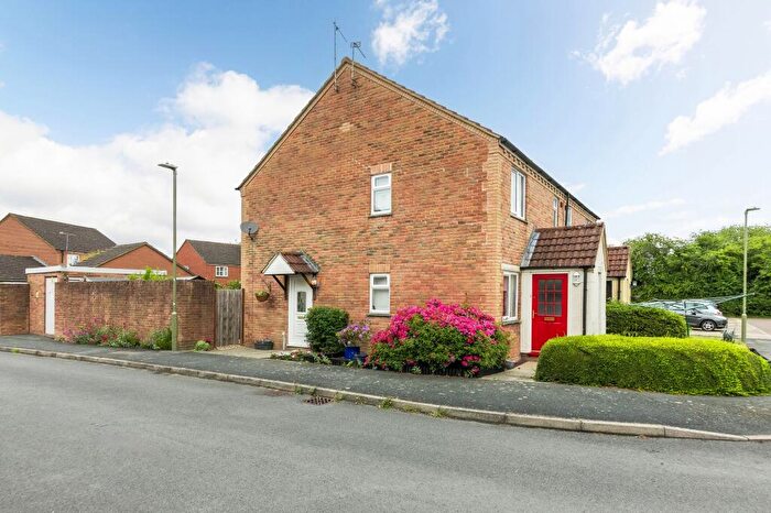 1 Bedroom End Of Terrace House For Sale In St. Hughs Rise, Didcot, OX11