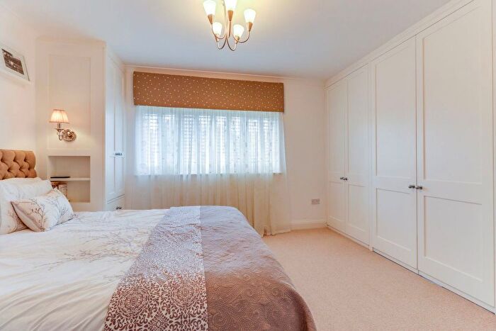 5 Bedroom Property To Rent In Thorncliffe Drive, Cheltenham, GL51