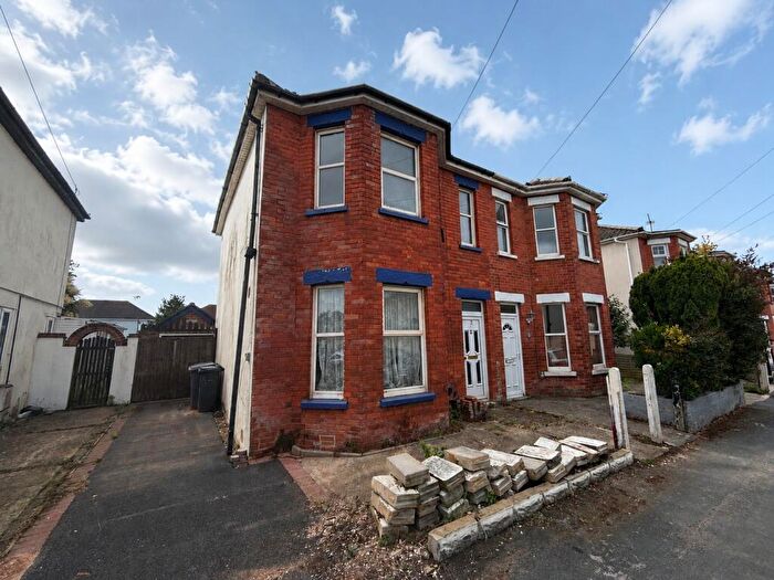 3 Bedroom Semi-Detached House For Sale In Capstone Road, Bournemouth, Dorset, BH8