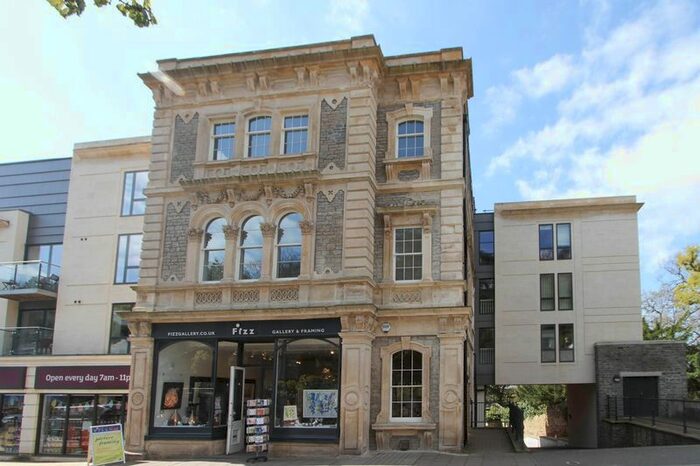 2 Bedroom Flat To Rent In Hill Road, Clevedon, BS21