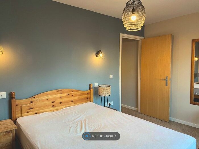 1 Bedroom Flat To Rent In Enstone Road, Brimsdown London, EN3