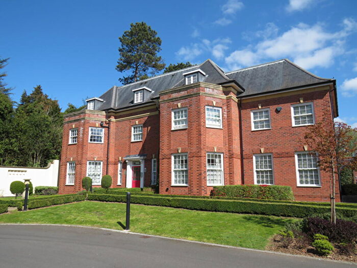 2 Bedroom Apartment To Rent In John Cullis Gardens, Leamington Spa, CV32