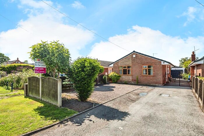 3 Bedroom Detached Bungalow For Sale In West End, Pollington, Goole, DN14