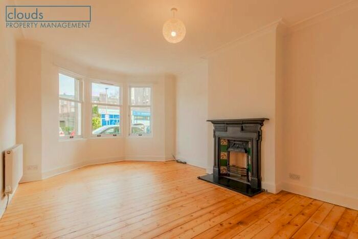 2 Bedroom Flat To Rent In Learmonth Grove, Edinburgh, EH4