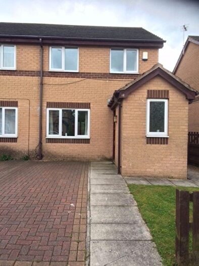 3 Bedroom Semi-Detached House To Rent In Warton Avenue, Bierley, Bradford, West Yorkshire, BD4