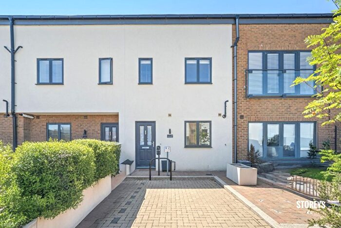 3 Bedroom Terraced House To Rent In Denmark Place, Tring, Hertfordshire, HP23