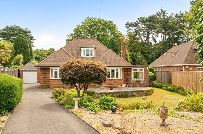 2 Bedroom Detached House For Sale In Burnham Drive, Queens Park, Bournemouth, BH8