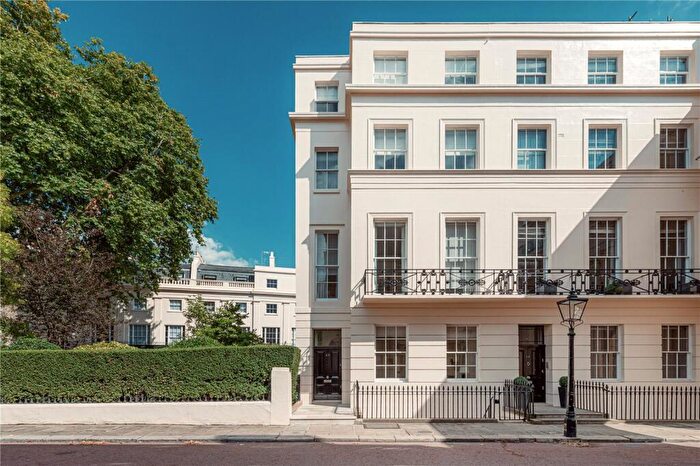 6 Bedroom End Of Terrace House For Sale In Chester Terrace, NW1