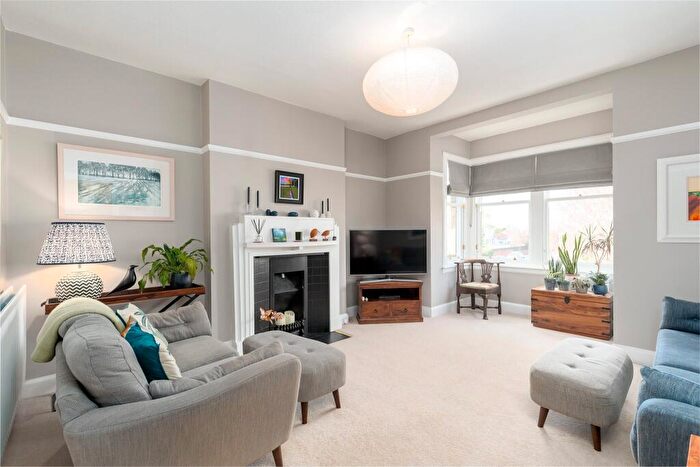 3 Bedroom House For Sale In Craiglockhart Road, Edinburgh, EH14