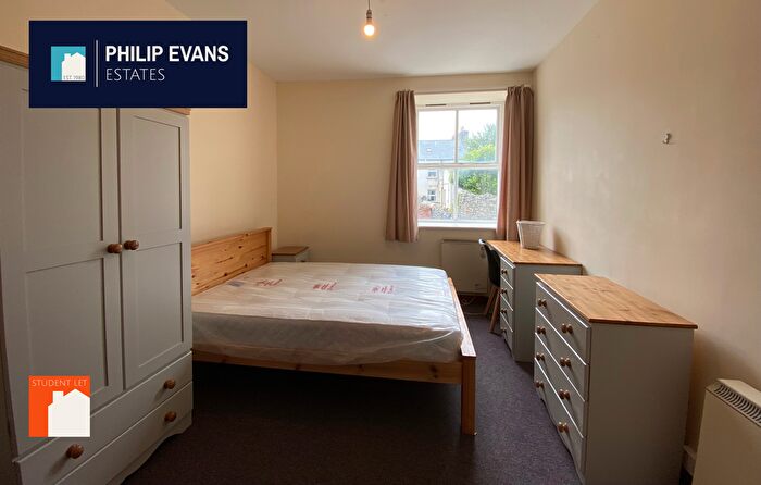 4 Bedroom Flat To Rent In Flat, Bridge Street, Aberystwyth, SY23