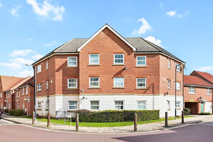 2 Bedroom Apartment For Sale In Allenby Road, London, SE28