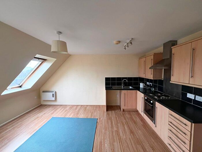 2 Bedroom Flat To Rent In Avonmouth Road, Bristol, BS11