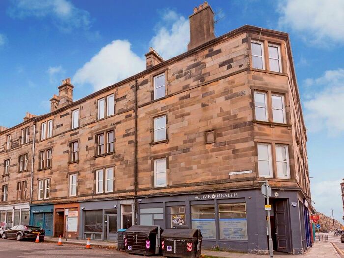 5 Bedroom Flat To Rent In Merchiston Avenue, Merchiston, Edinburgh, EH10